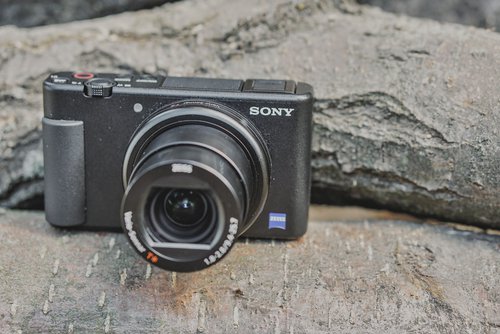 Sony ZV-1/fot. fotoManiaK.pl