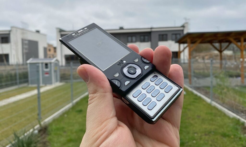 Sony Ericsson W995i