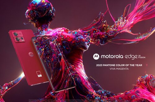 Motorola edge 30 fusion Viva Magenta/ fot. producenta