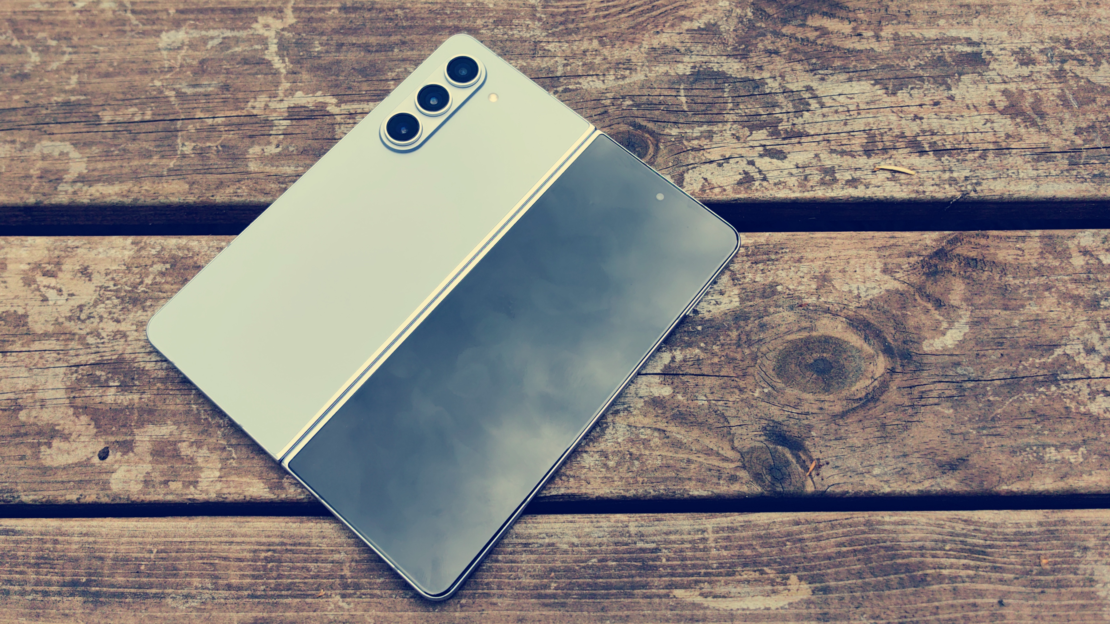 Ten niezwykły telefon jest genialny, ale nie idealny. Test Samsung Galaxy Z Fold 5