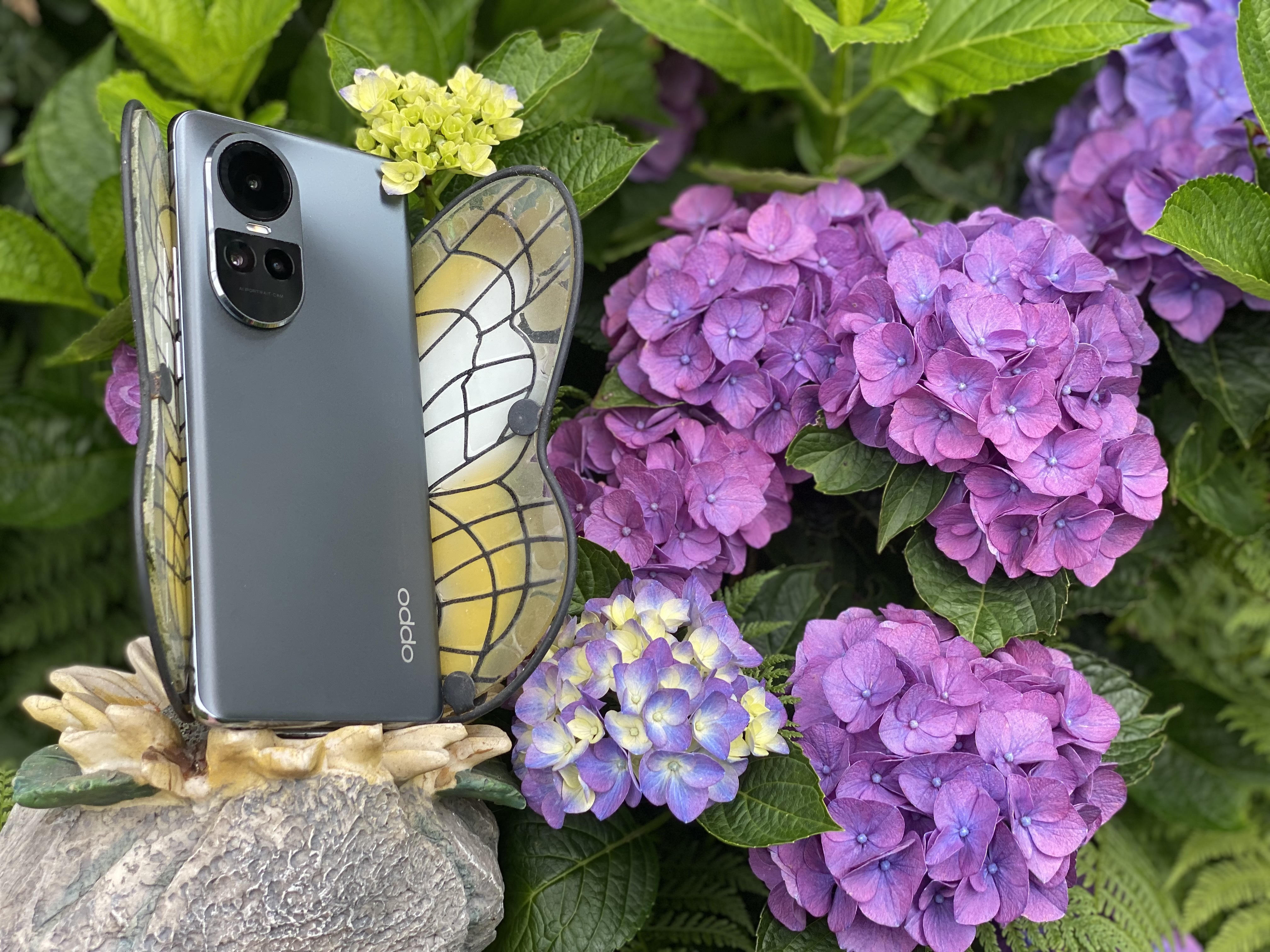 Wygląda kozacko, ma super baterię i świetny teleobiektyw. Test OPPO Reno 10 5G