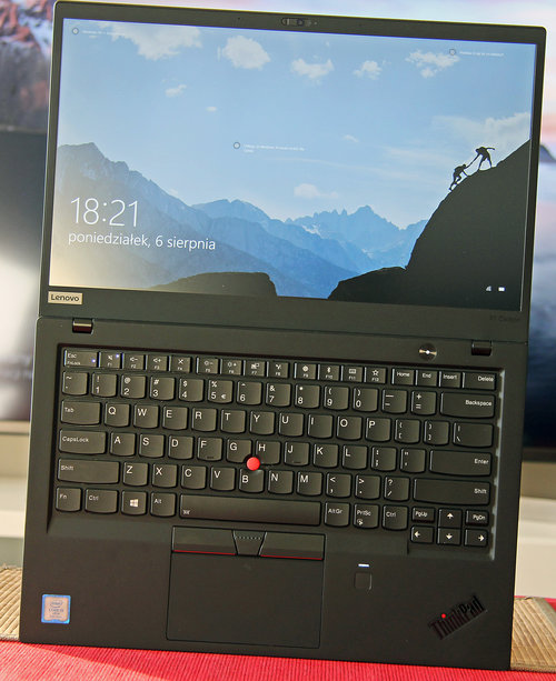 Lenovo ThinkPad Carbon X1 6 (2018) / fot. techManiaK.pl