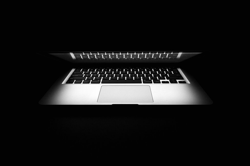 Wolny dysk w MacBook M2 vs M1