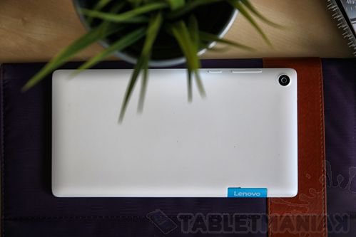 Lenovo TAB3 A7-10F/fot.tabletManiaK.pl